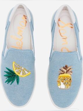 Sam Edelman Evelina Sneaker Blue Denim Embroidered Lemon & Pineapple size 6.5